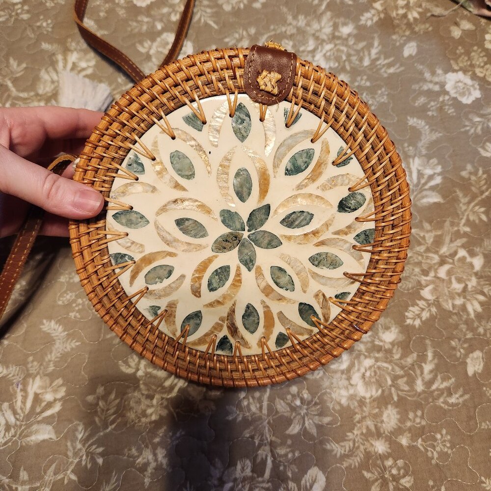 Rattan round crossbody